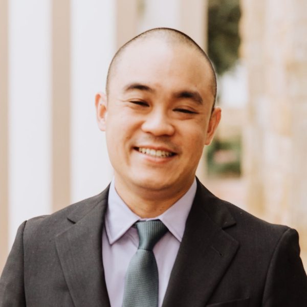 Dr. Alex Nguyen's headshot.